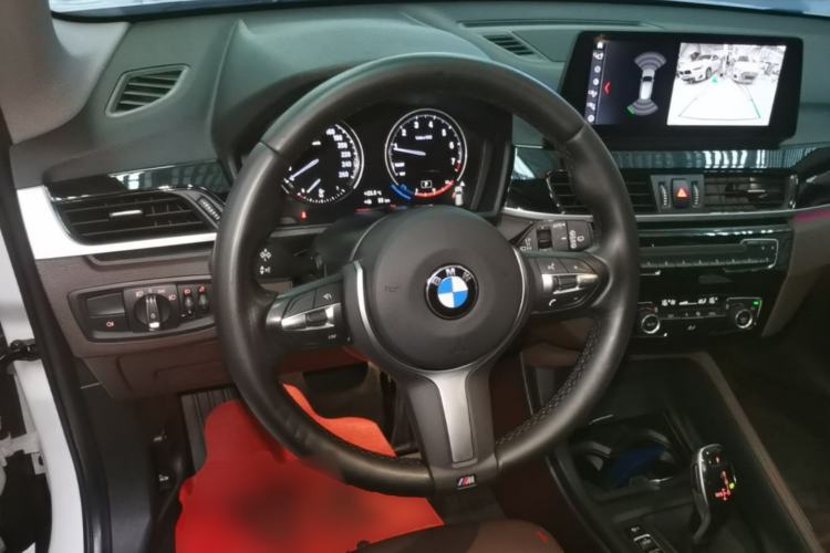 Used BMW X1 2022 sDrive25Li Leading Model Steering Wheel