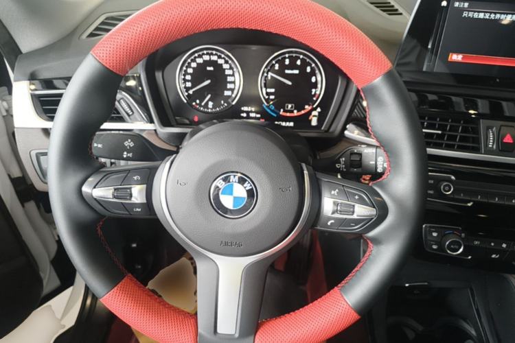 Used BMW X1 2022 sDrive25Li Leading Model Steering Wheel