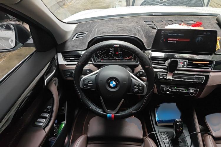 Used BMW X1 2022 sDrive20Li Fashion Model Steering Wheel