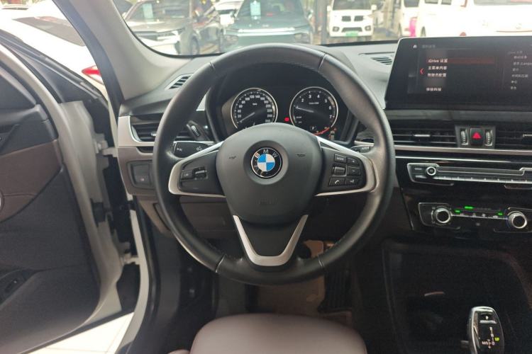Used BMW X1 2022 sDrive20Li Fashion Model Steering Wheel