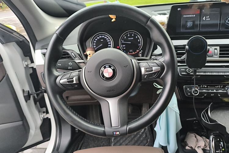 Used BMW X1 2022 sDrive25Li Leading Model Steering Wheel