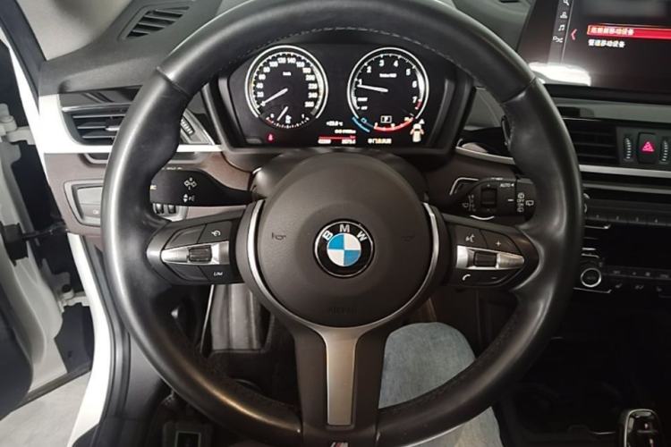 Used BMW X1 2022 sDrive25Li Leading Model Steering Wheel