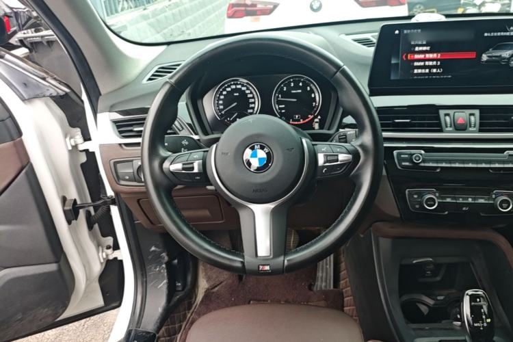 Used BMW X1 2022 sDrive25Li Leading Model Steering Wheel