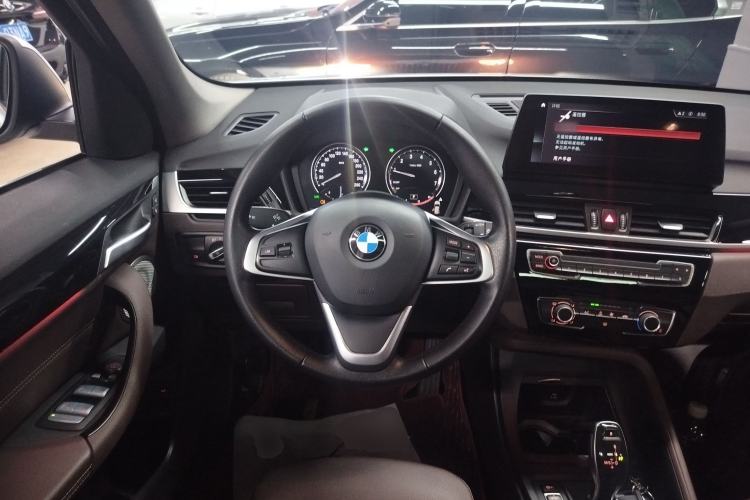 Used BMW X1 2022 sDrive20Li Fashion Model Steering Wheel