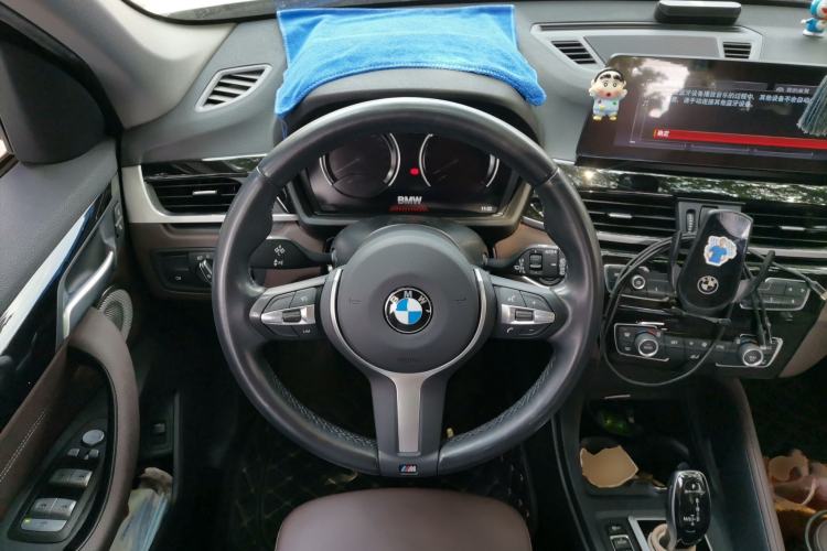 Used BMW X1 2022 sDrive25Li Leading Model Steering Wheel