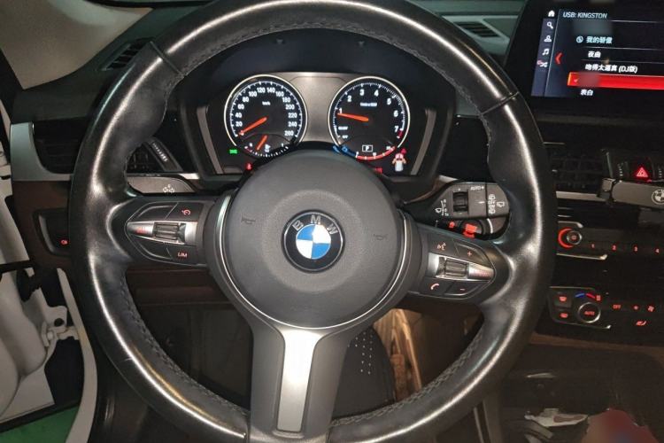 Used BMW X1 2022 sDrive25Li Leading Model Steering Wheel