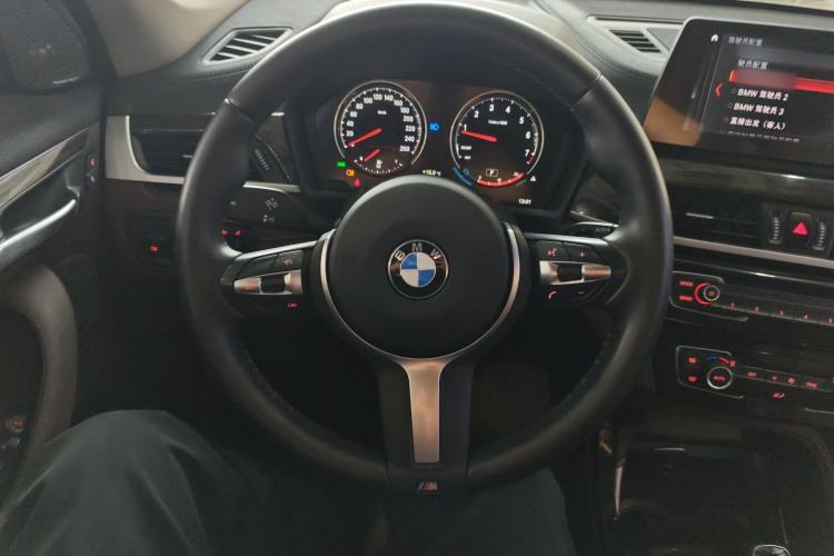 Used BMW X1 2022 Updated xDrive25Li Premium Edition Steering Wheel