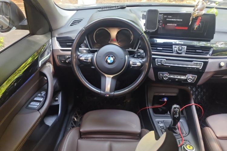 Used BMW X1 2022 sDrive25Li Leading Model Steering Wheel
