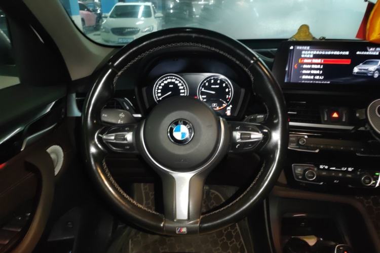 Used BMW X1 2022 sDrive25Li Leading Model Steering Wheel