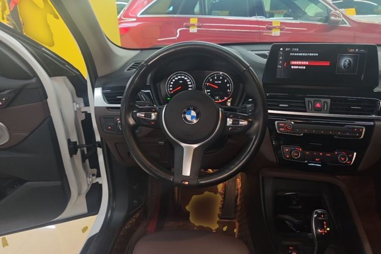 Used BMW X1 2022 sDrive25Li Leading Model Steering Wheel