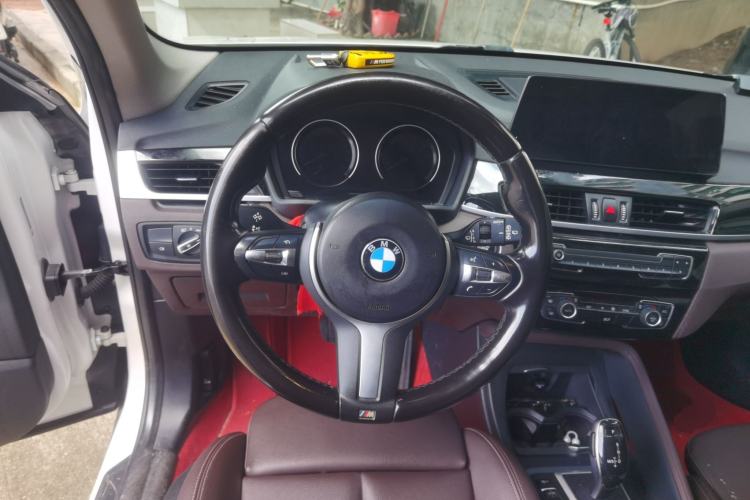 Used BMW X1 2022 sDrive25Li Leading Model Steering Wheel
