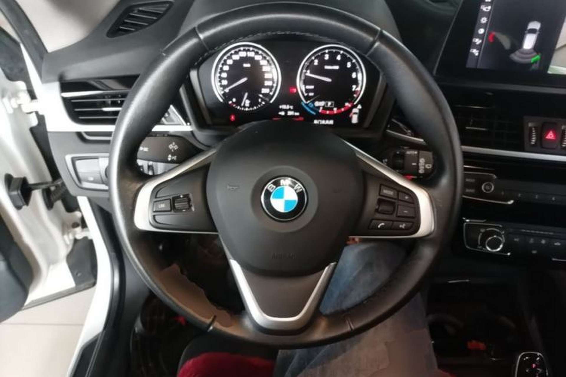 Used BMW X1 2022 sDrive20Li Fashion Model Steering Wheel