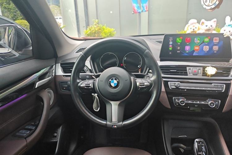Used BMW X1 2022 sDrive25Li Leading Model Steering Wheel