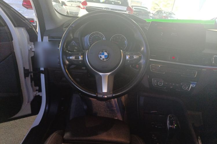 Used BMW X1 2022 sDrive25Li Leading Model Steering Wheel