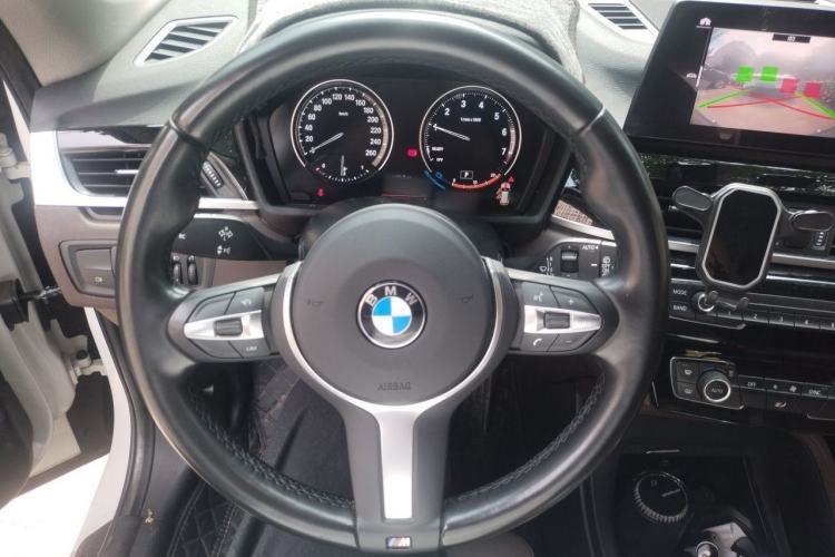 Used BMW X1 2022 sDrive25Li Leading Model Steering Wheel