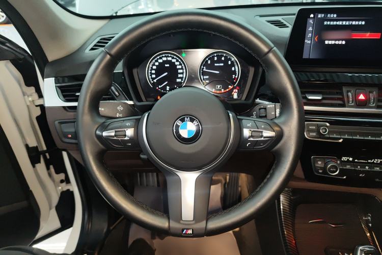 Used BMW X1 2022 sDrive25Li Leading Model Steering Wheel