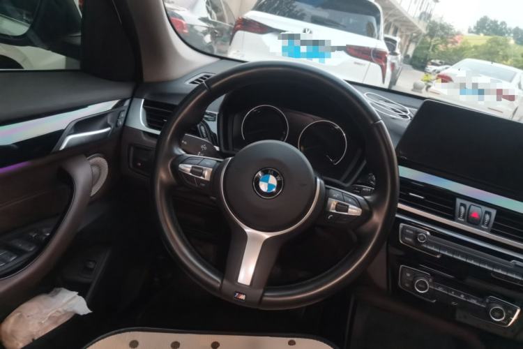 Used BMW X1 2022 sDrive25Li Leading Model Steering Wheel
