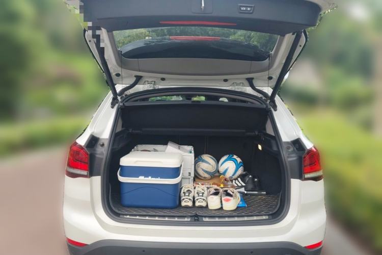 Used BMW X1 2022 sDrive25Li Leading Model Trunk