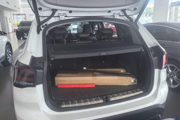 Used BMW X1 2022 sDrive25Li Leading Model Trunk