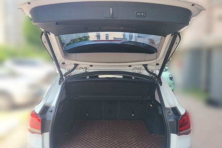 Used BMW X1 2022 sDrive25Li Leading Model Trunk