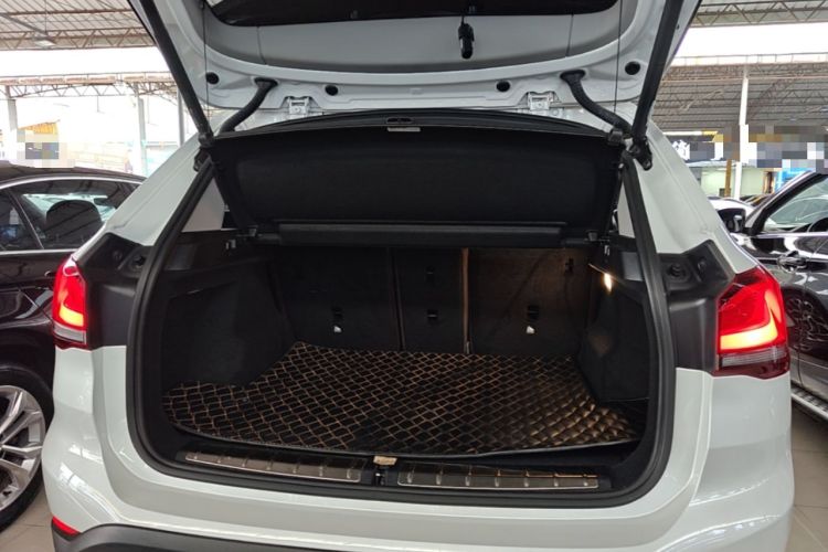 Used BMW X1 2022 sDrive25Li Leading Model Trunk