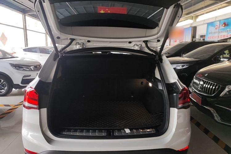 Used BMW X1 2022 sDrive25Li Leading Model Trunk