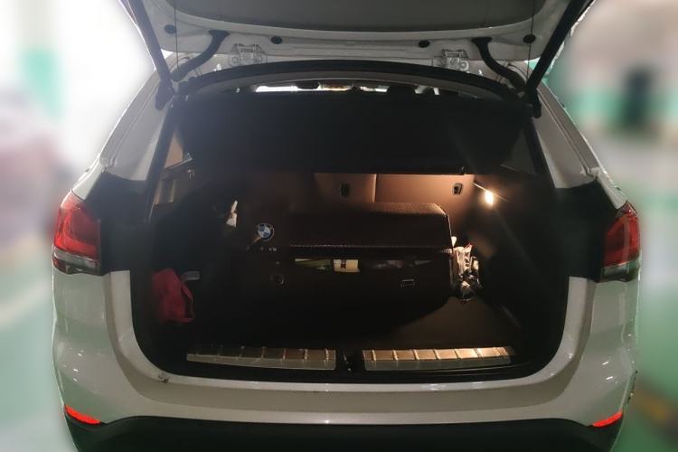 Used BMW X1 2022 sDrive25Li Leading Model Trunk