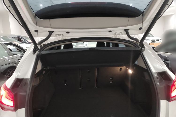 Used BMW X1 2022 sDrive25Li Leading Model Trunk