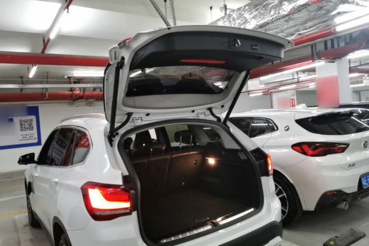 Used BMW X1 2022 sDrive25Li Leading Model Trunk