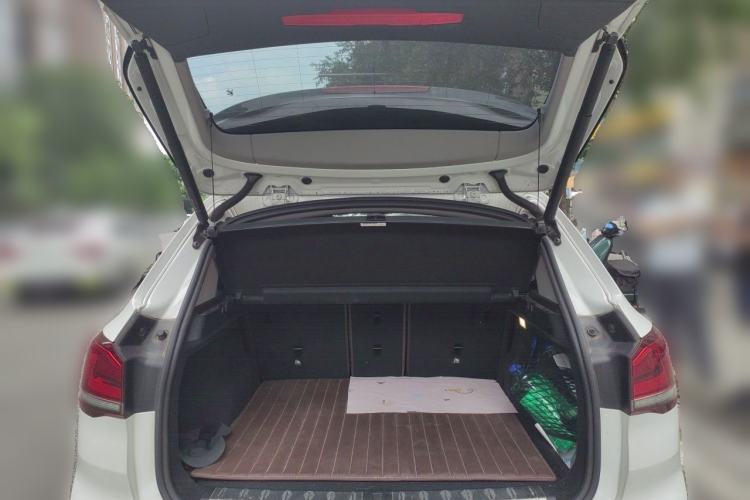 Used BMW X1 2022 sDrive25Li Leading Model Trunk