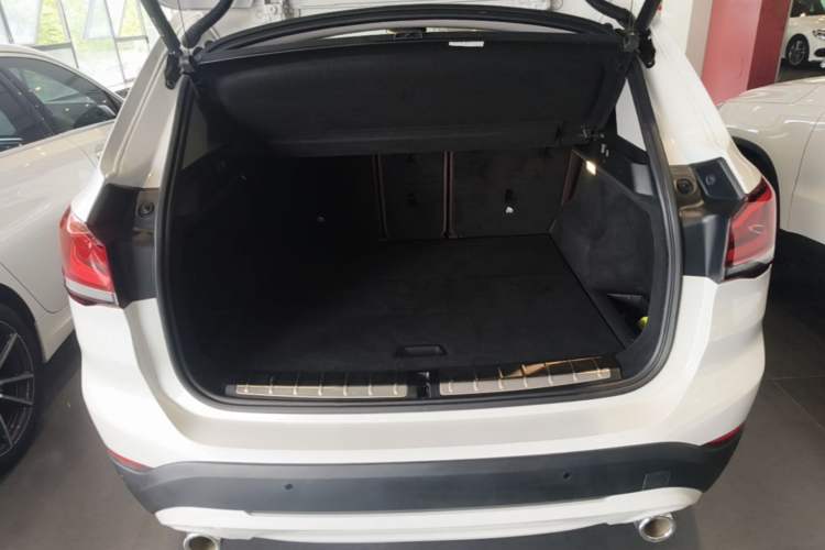 Used BMW X1 2022 sDrive25Li Leading Model Trunk