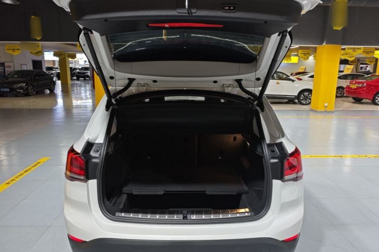 Used BMW X1 2022 sDrive25Li Leading Model Trunk
