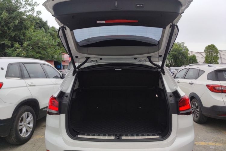 Used BMW X1 2022 sDrive25Li Leading Model Trunk