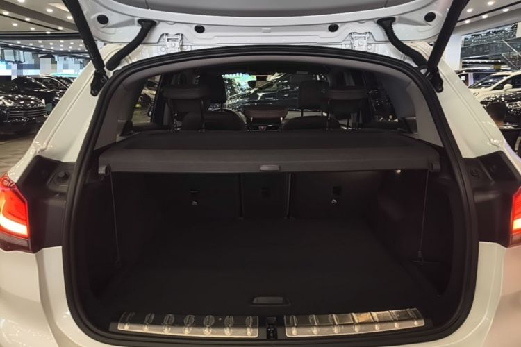 Used BMW X1 2022 sDrive25Li Leading Model Trunk