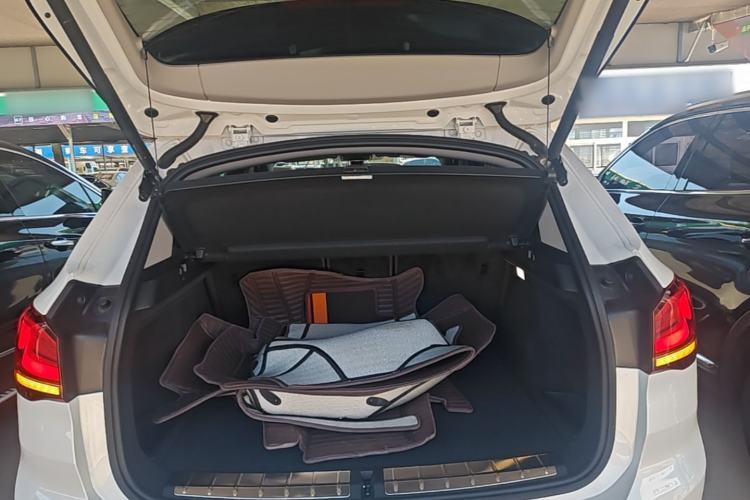 Used BMW X1 2022 Updated xDrive25Li Premium Edition Trunk