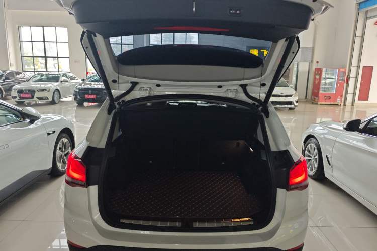 Used BMW X1 2022 Updated xDrive25Li Premium Edition Trunk