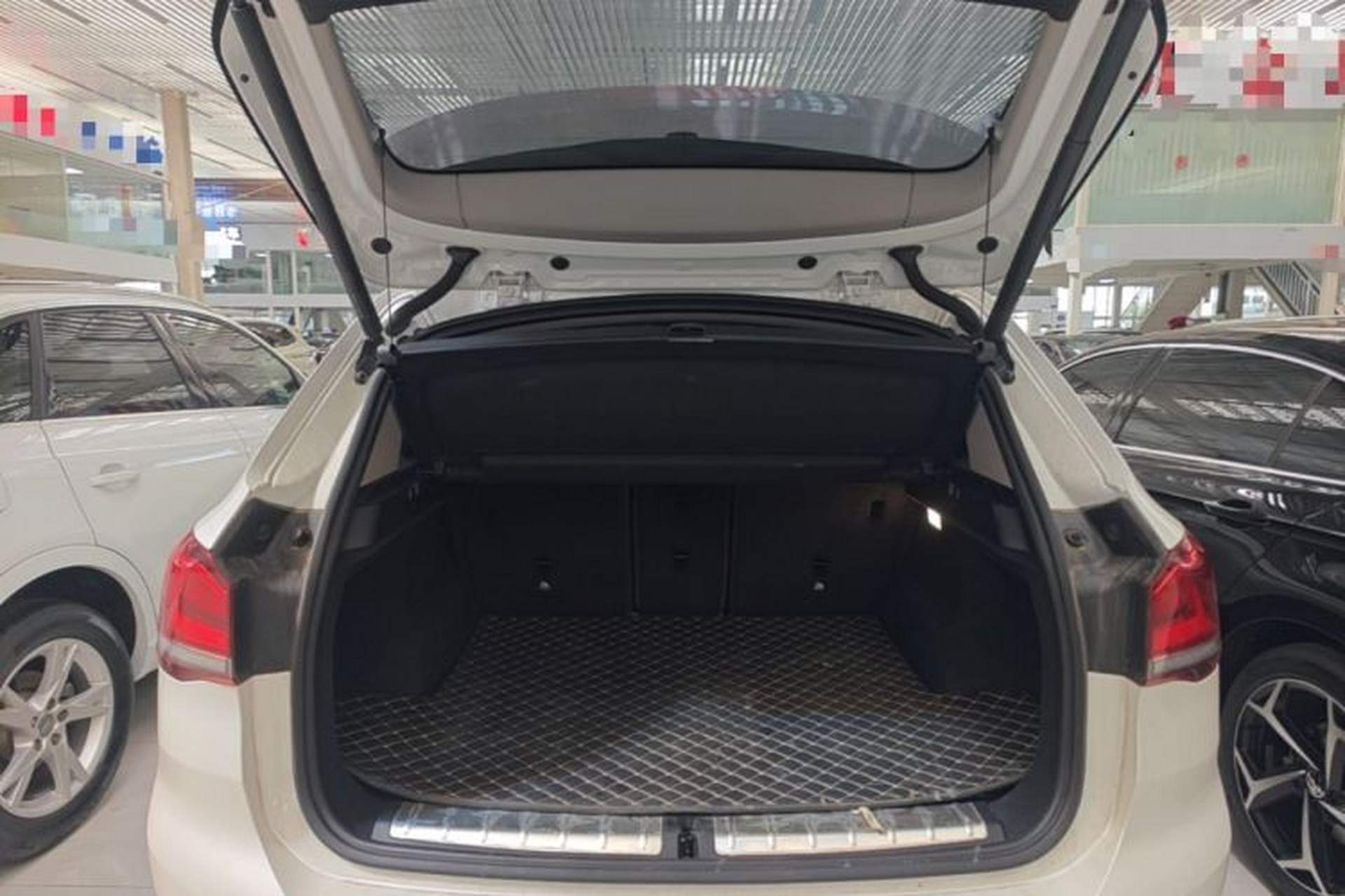 Used BMW X1 2022 sDrive25Li Leading Model Trunk