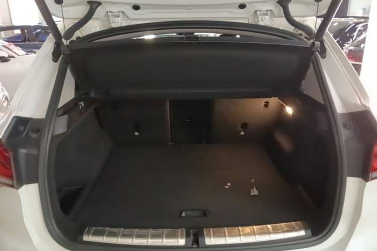 Used BMW X1 2022 sDrive25Li Leading Model Trunk