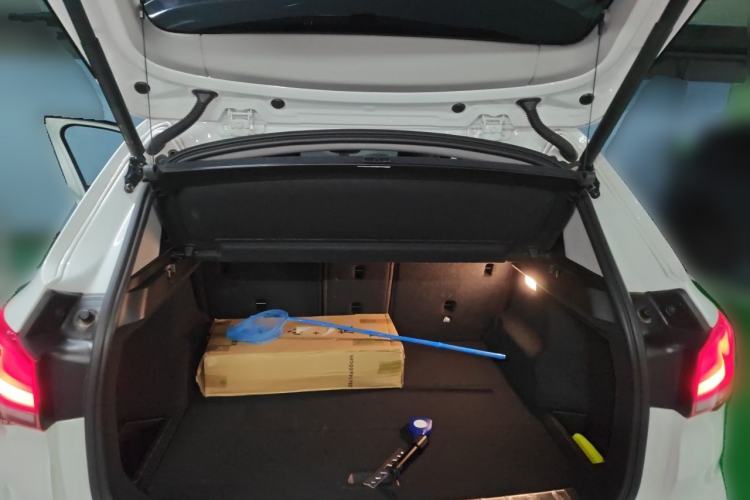 Used BMW X1 2022 sDrive25Li Leading Model Trunk