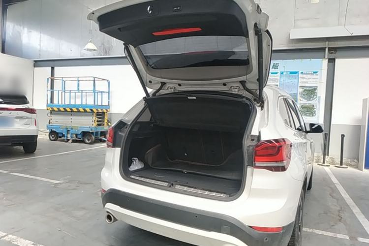 Used BMW X1 2022 sDrive25Li Leading Model Trunk