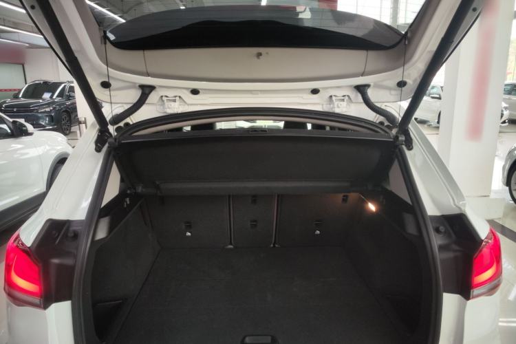 Used BMW X1 2022 Updated xDrive25Li Premium Edition Trunk
