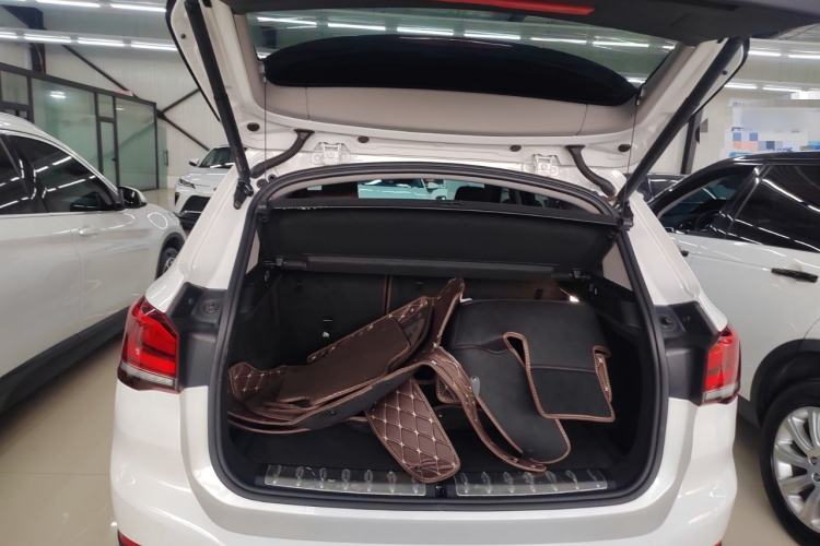 Used BMW X1 2022 sDrive25Li Leading Model Trunk