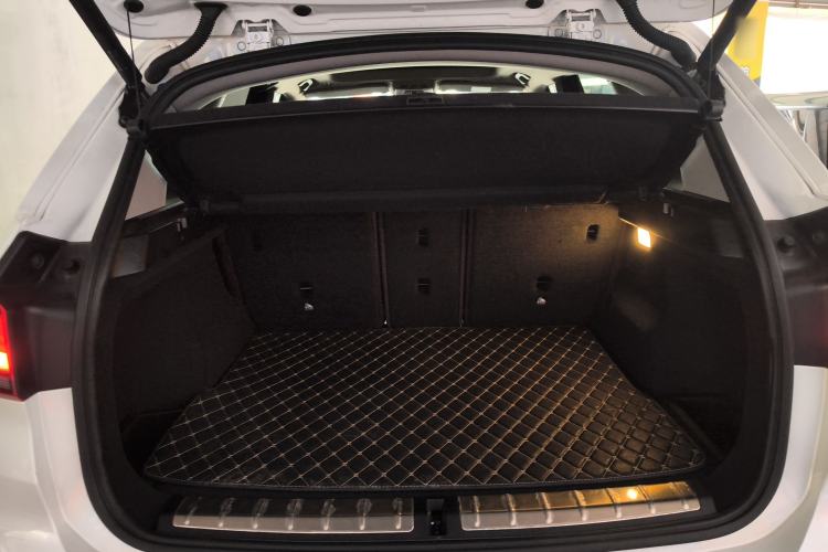 Used BMW X1 2022 sDrive25Li Leading Model Trunk