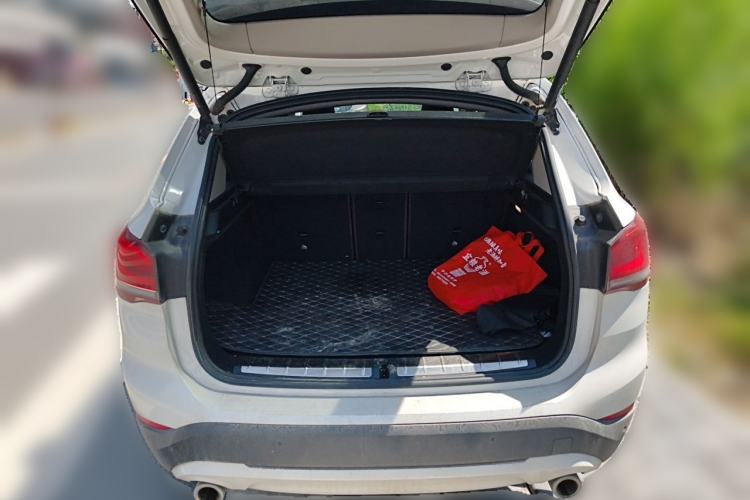 Used BMW X1 2022 sDrive25Li Leading Model Trunk