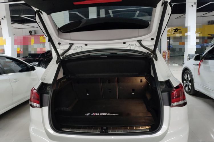 Used BMW X1 2022 sDrive25Li Leading Model Trunk