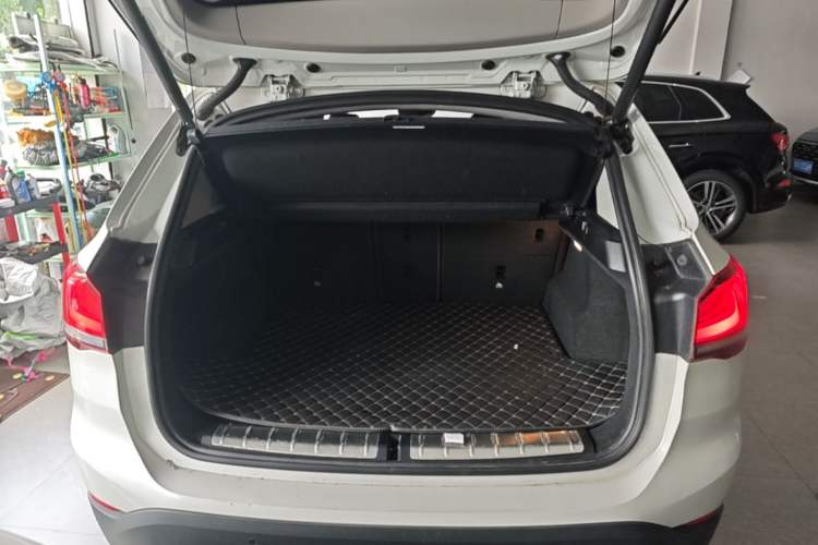 Used BMW X1 2022 sDrive20Li Fashion Model Trunk