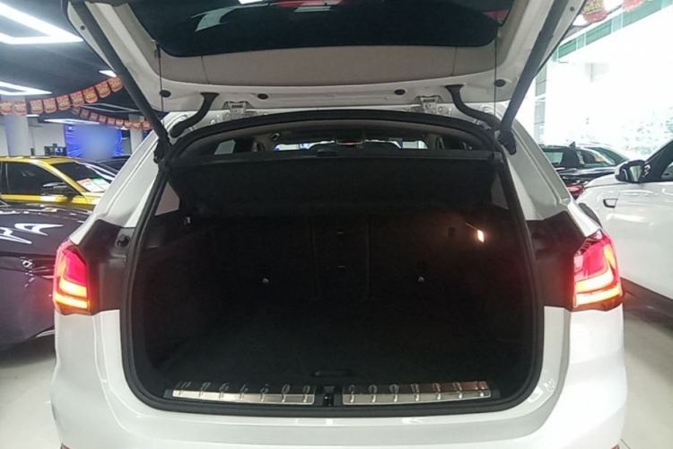 Used BMW X1 2022 sDrive25Li Leading Model Trunk