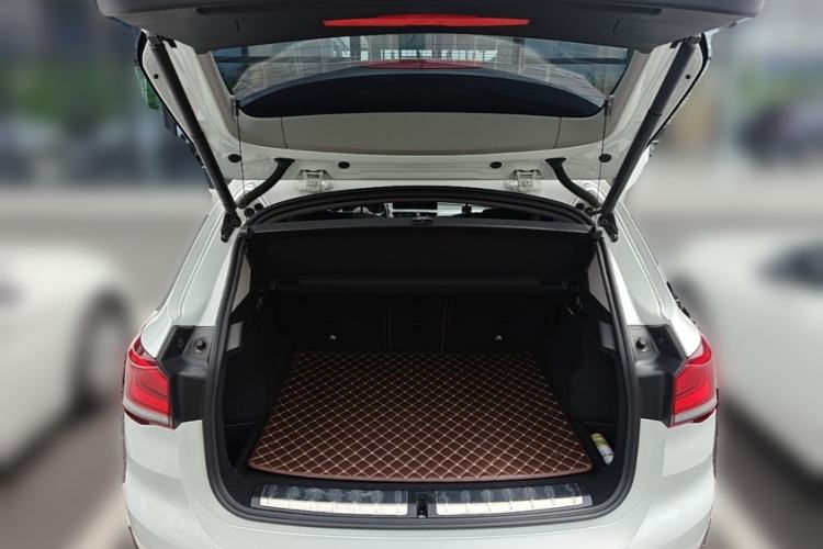 Used BMW X1 2022 sDrive25Li Leading Model Trunk