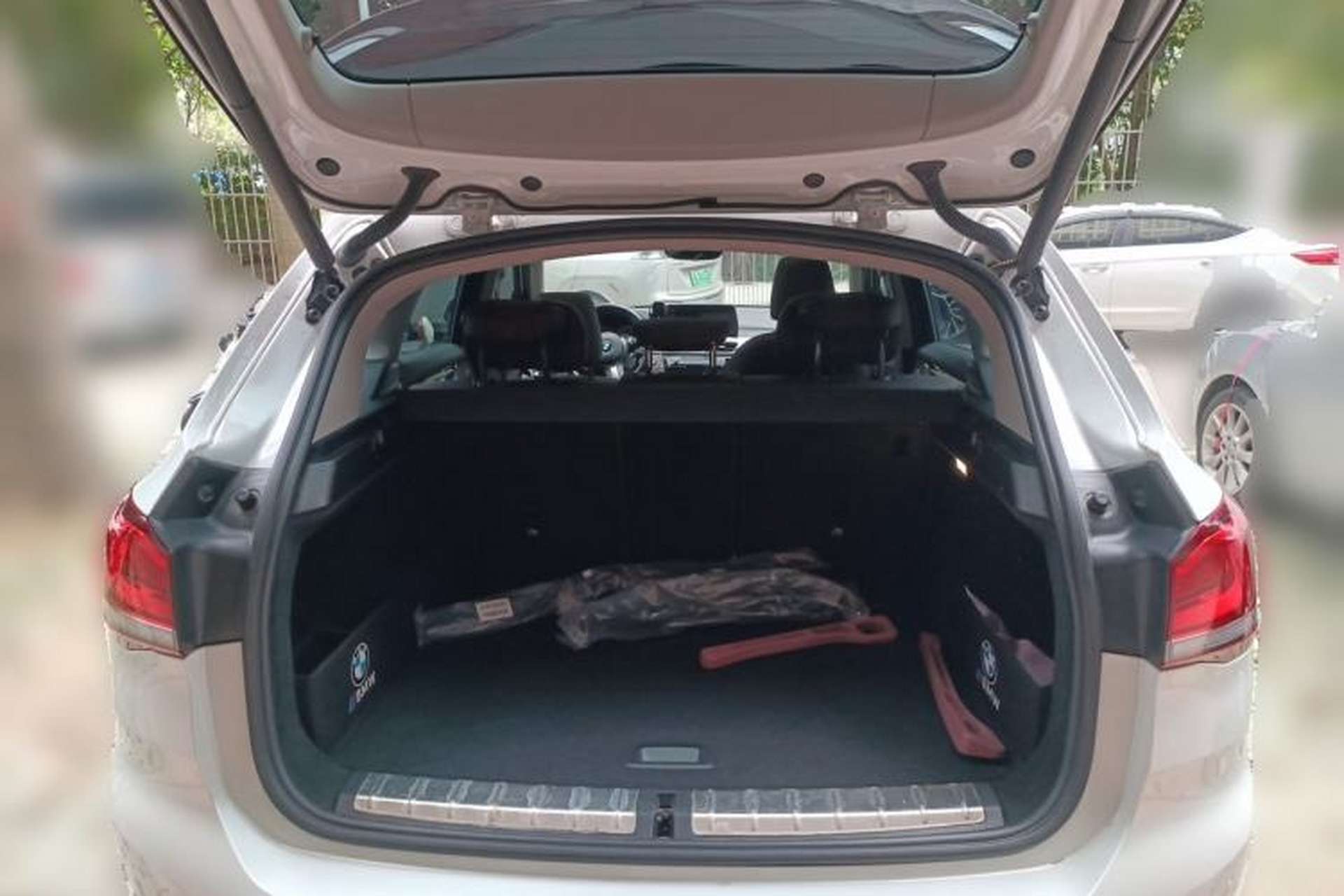 Used BMW X1 2022 sDrive25Li Leading Model Trunk