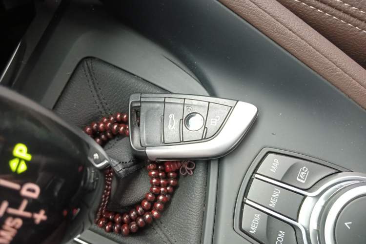 Used BMW X1 2022 sDrive25Li Leading Model Vehicle Key